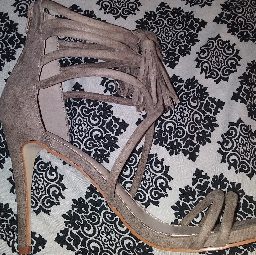 Just Fab Taupe heel sandals.
